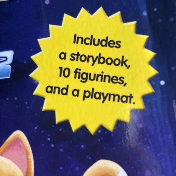 Disney Pixar Lightyear book. Brand new. My busy books. Storybook 10 figurines - Picture 4 of 5